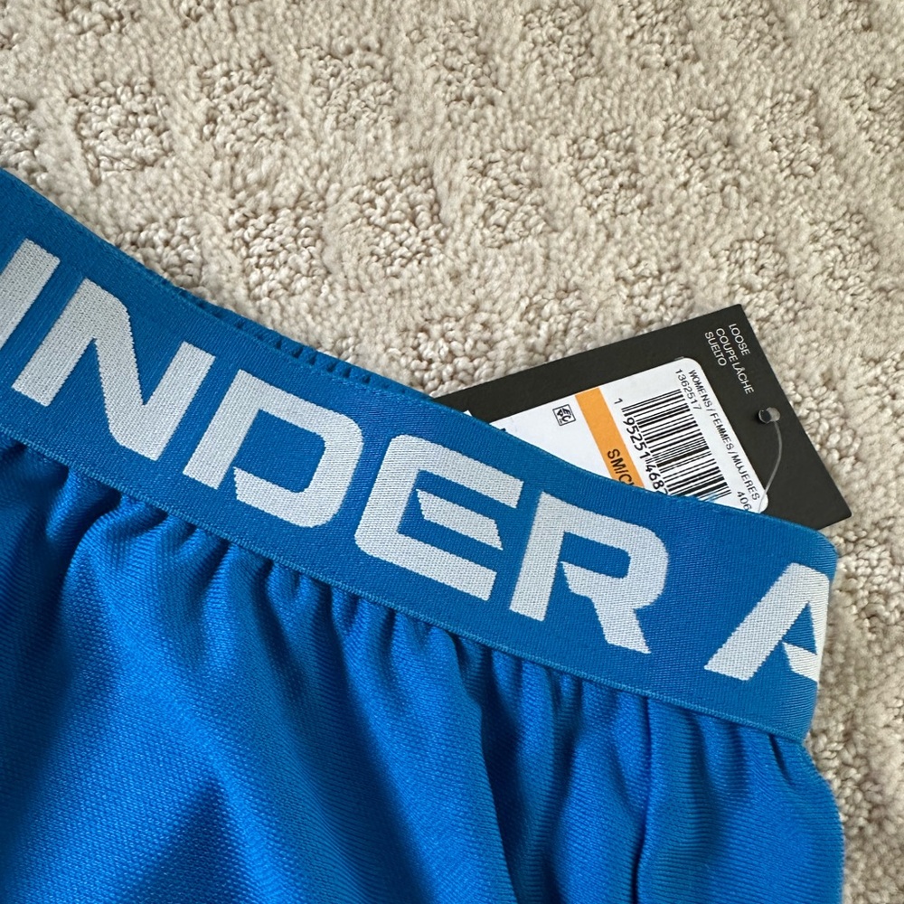 NEW Women’s Under Armour Shorts Size S - Picture 3 of 3